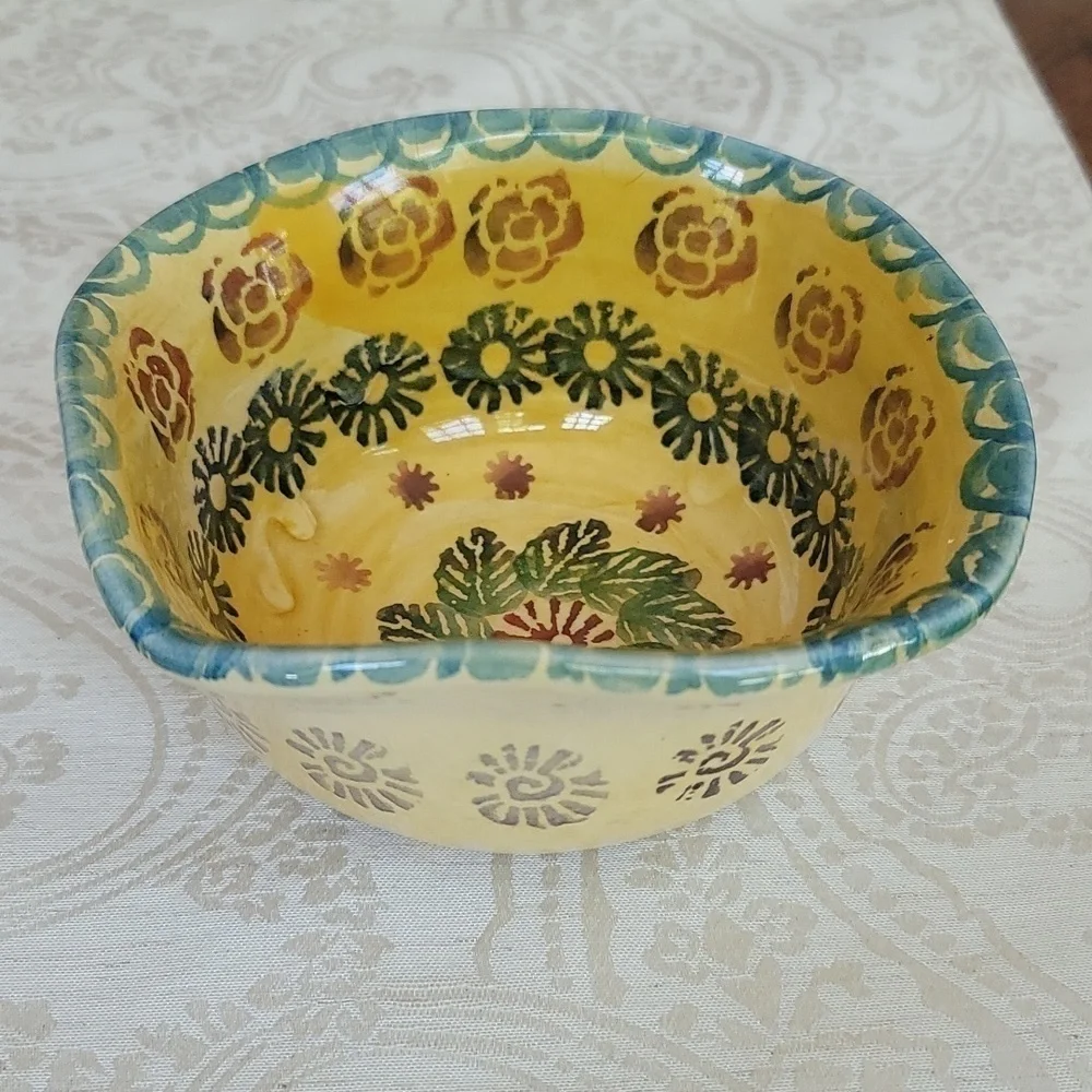 Vintage Hand Painted Pottery Bowls (2) Yellow Floral Print Ruffled Edges 🇮🇹